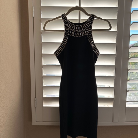 Metal Chain Design Black Dress - Picture 3 of 8